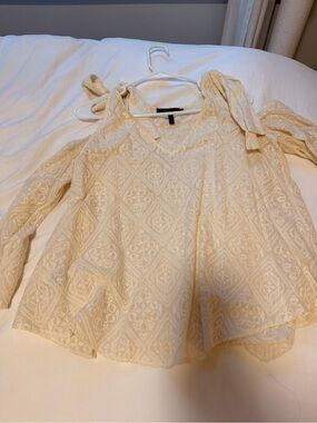 BCBG Cream Lace V-Neck Tie-Shoulder Blouse